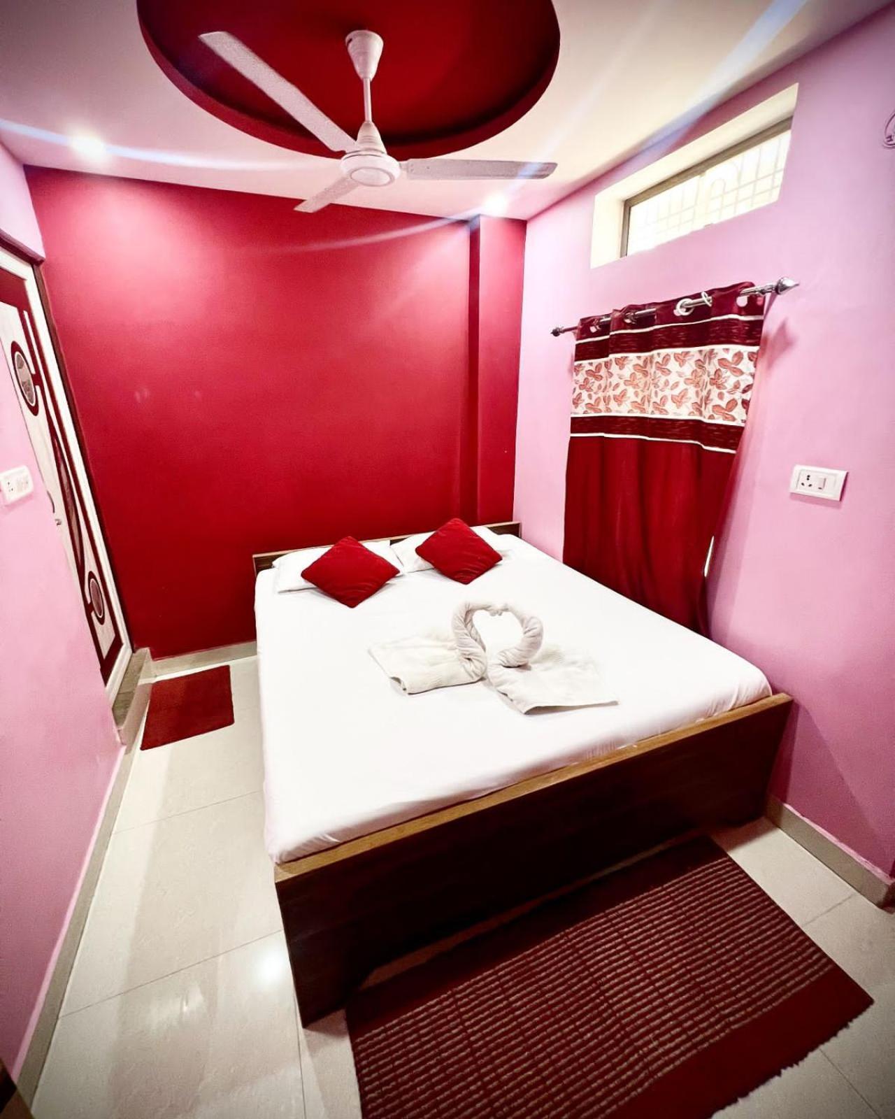 Maa Durga Guest house Varanasi